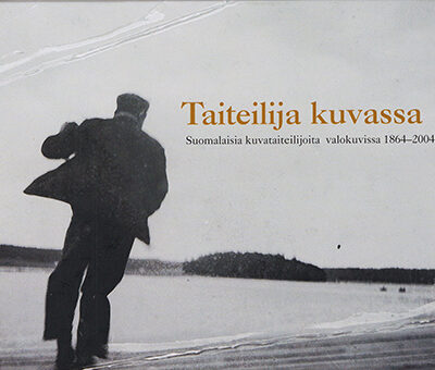 Taiteilija kuvassa