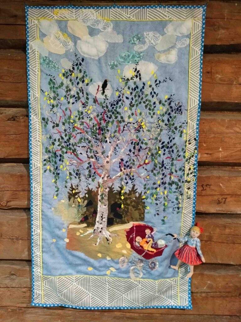 Pauliina Turakka Purhonen, Mustarastas. 2024, seinävaate.