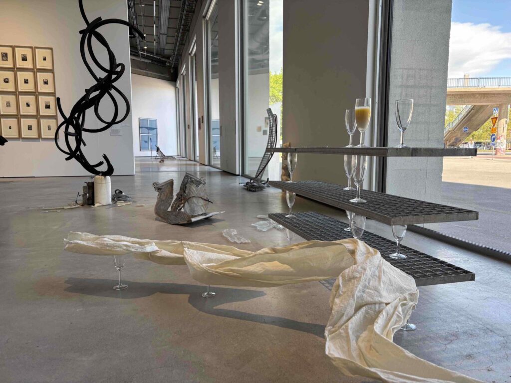 Aala Nymanin teoksia Kuvan Kevät 2025 -näyttelyssä.