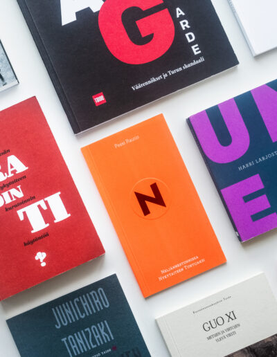 Luovuus & taiteen teoria – kirjat nyt -25%